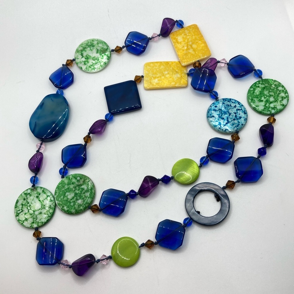 VTG Agate Mother of Pearl Glass Geometric Beaded Knottes Silk Cord Necklace 38”